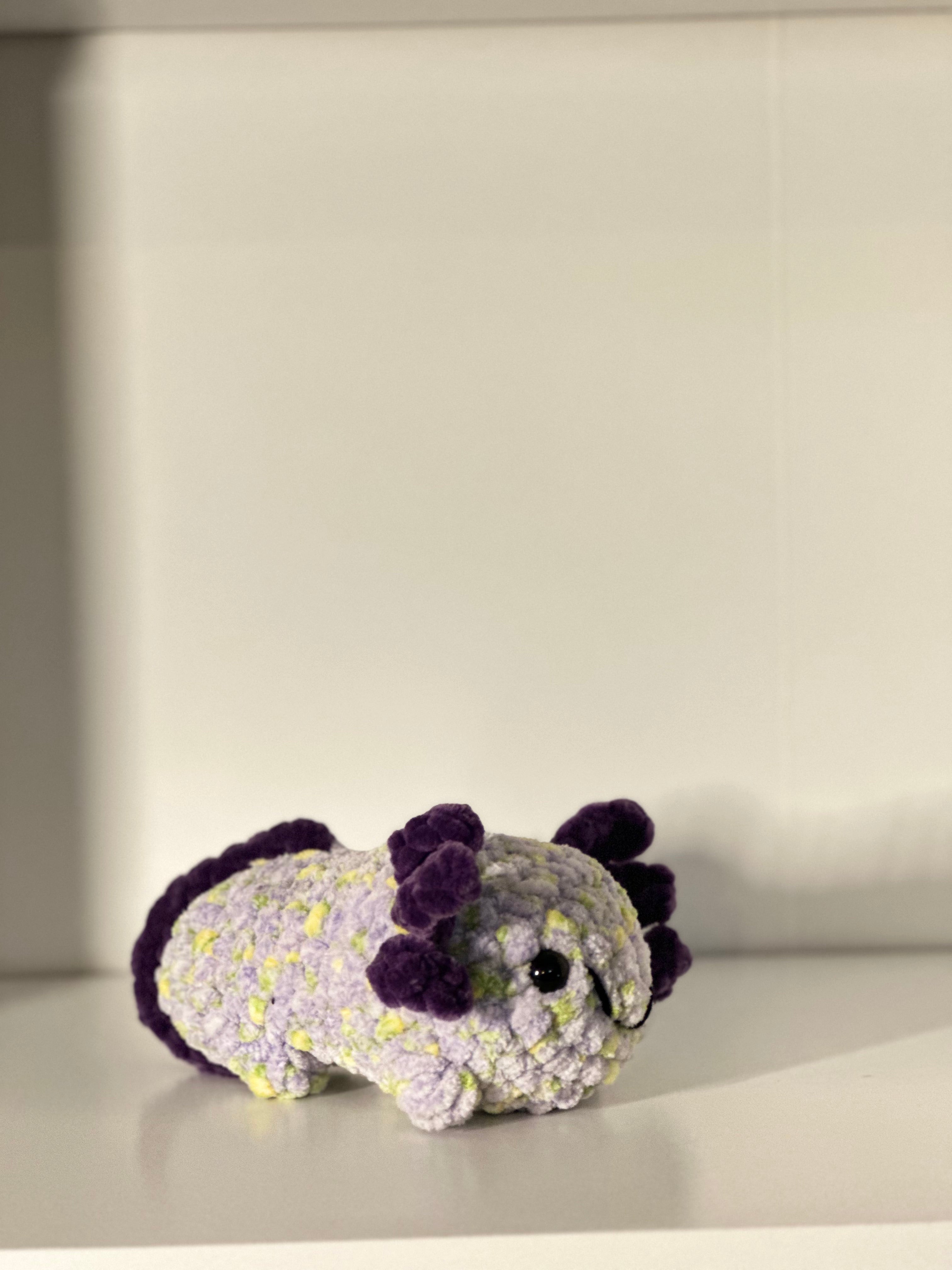 Small Axolotl Plush Friend - Mini Amigurumi