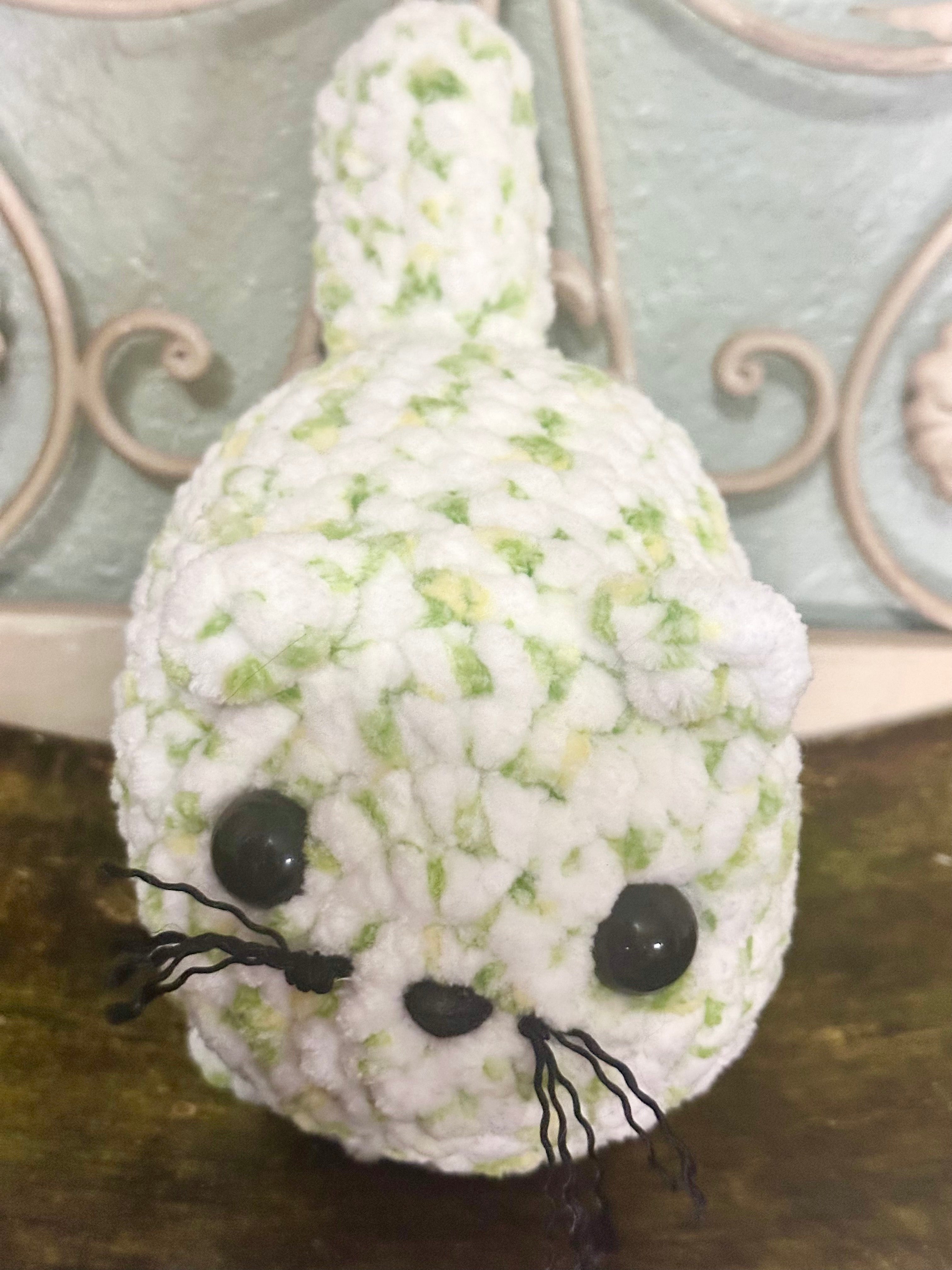 Handmade crochet Small Amigurumi kitten